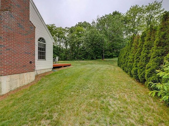 5th image of 4 Bowdoin Dr