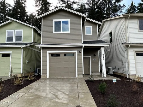 4560 SE Fleming St #77, South Beach, OR 97366