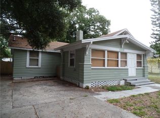1009 37th St W, Bradenton, FL 34205