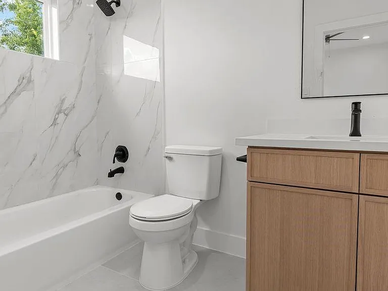 3344 Sauer St — Photo 16