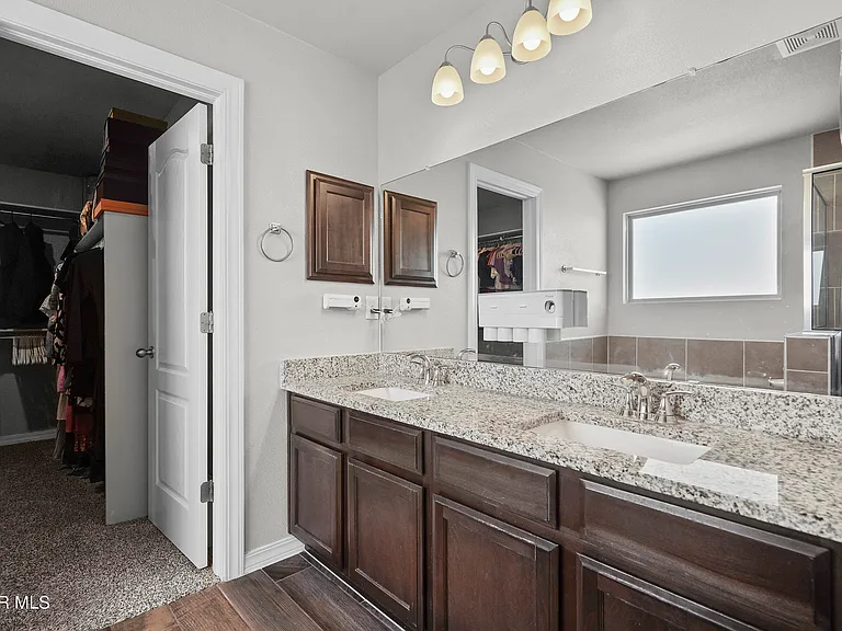 12245 Desert Pine Ave — Photo 18