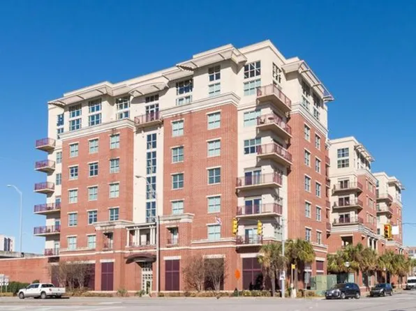 150 Bee St APT 616, Charleston, SC 29401