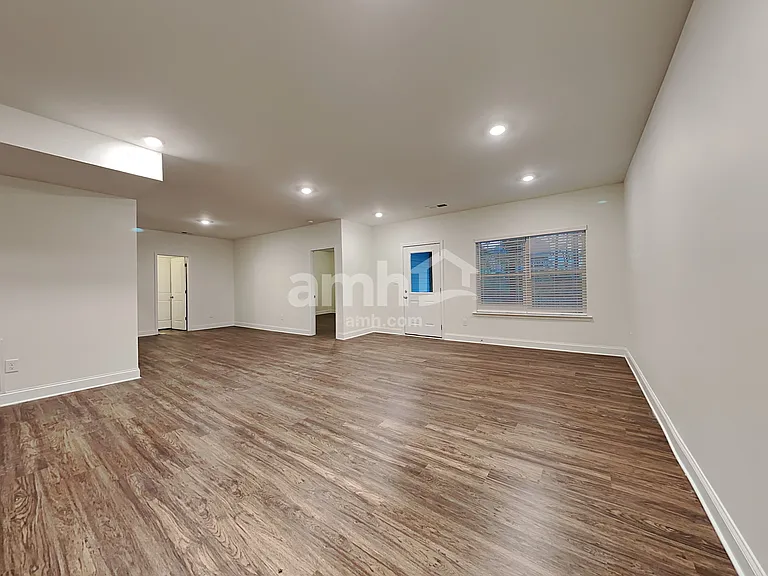 5065 Hudson Valley Dr — Photo 30