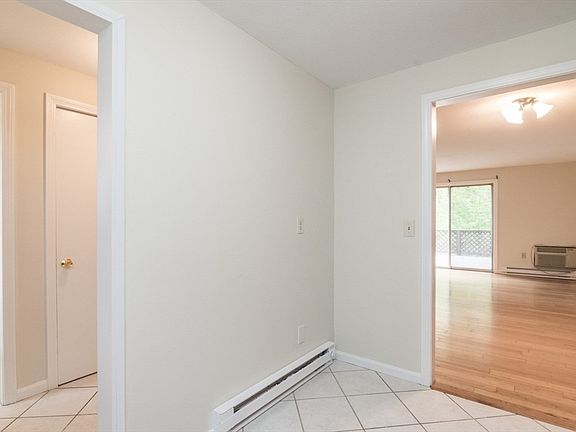 5th image of 540 Granby Rd #67
