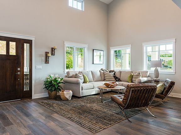 3rd image of 155 La Patera Dr