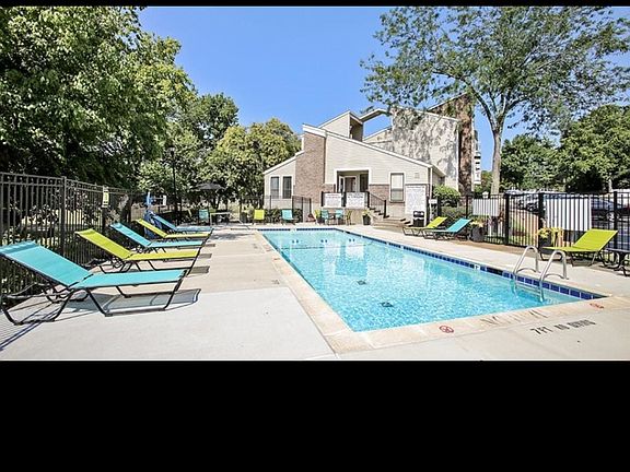 2nd image of 13648 Riverway Dr APT G