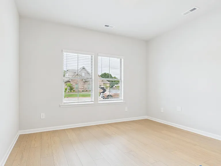 17993 Longleaf Dr — Photo 21