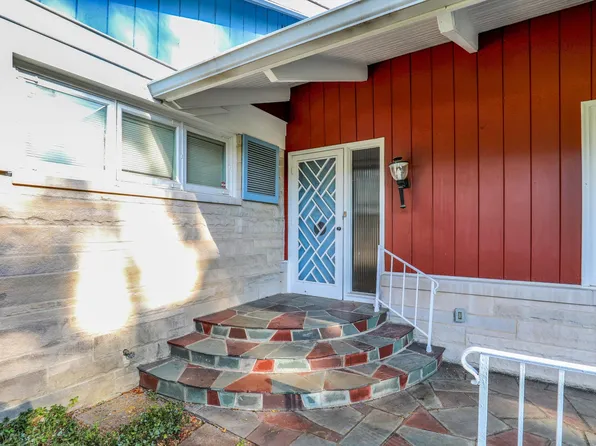 6760 E 9th St, Indianapolis, IN 46219