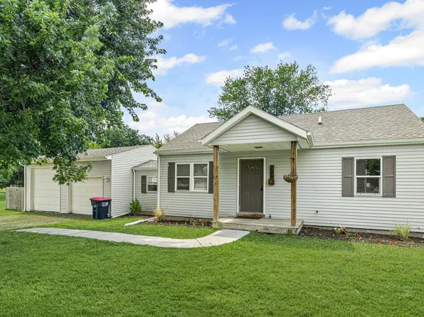 202 Park St, Mulberry, IN 46058