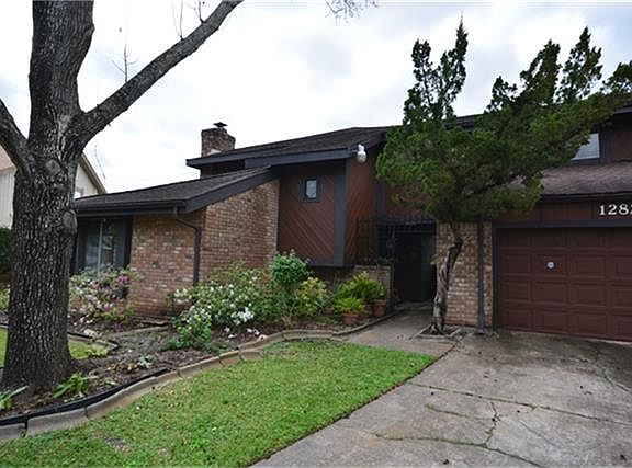 2nd image of 12827 Corona Ln