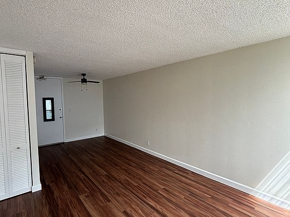 3rd image of 1600 Wilikina Dr #B511-1