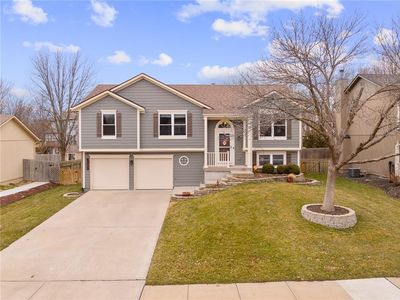 15482 S Wyandotte Dr, Olathe, KS, 66062