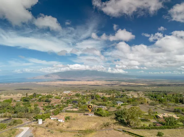 1298 Naalae Rd #B, Kula, HI 96790