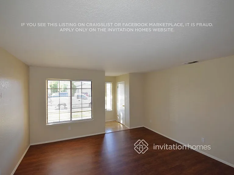 1355 Colfax Dr — Photo 2
