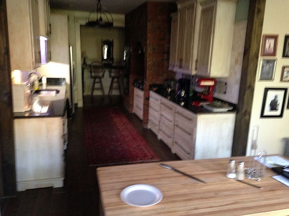 2nd image of 133 Margin St
