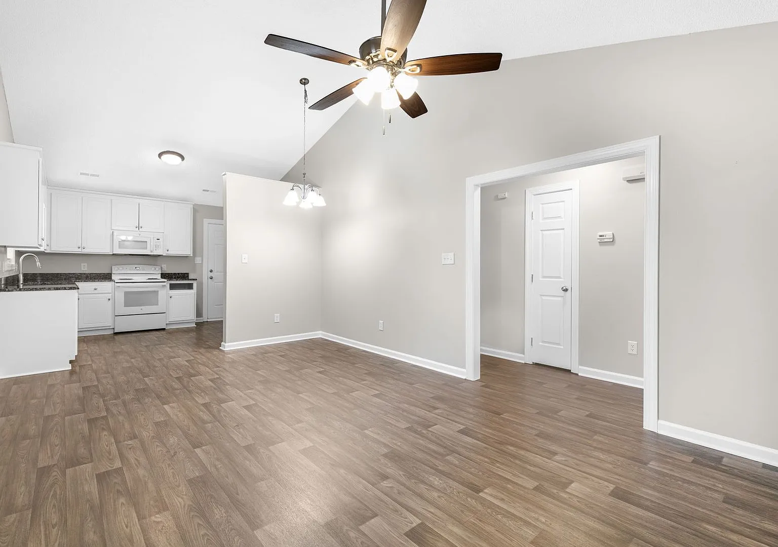 3419 Pear Tree Court Unit A — Photo 2