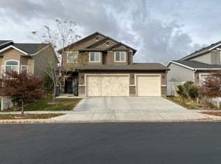 928 Chatham Dr N, North Salt Lake, UT 84054