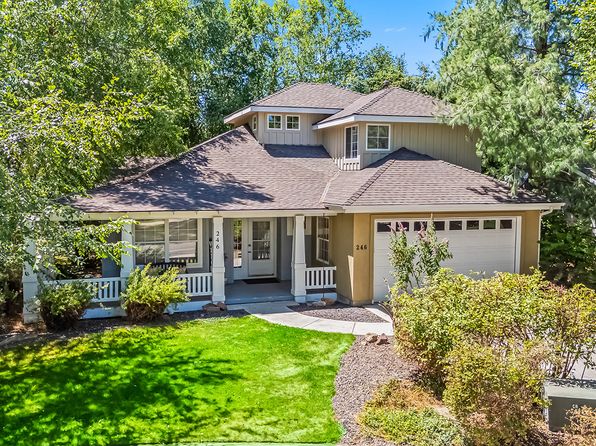 246 W Colchester Dr