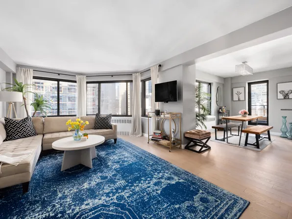 200 East 36th Street 16C image 1 of 7