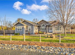 1005 Oak Park Way, Lakeport, CA