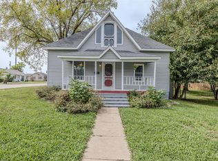 203 N Jackson Ave, Lebanon, MO 65536
