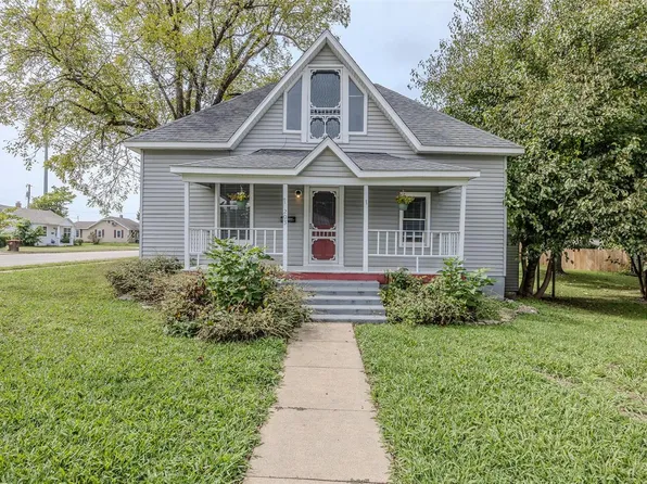 203 N Jackson Ave, Lebanon, MO 65536