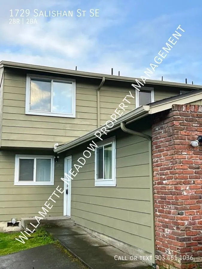 $250 off First Month! Modern & Updated 2 Bedrooms, 1.5 Bathroom on Salishan — Photo 2