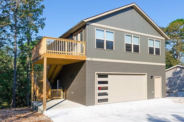1st image of 17 Tibberton Circle Dr
