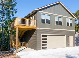 17 Tibberton Circle Dr, Bella Vista, AR 72714
