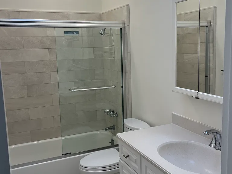 435 Alberto Way #4 — Photo 6