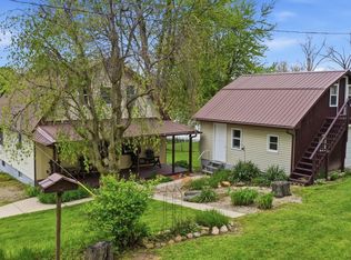 402 S Kohn Dr, Albion, IN 46701