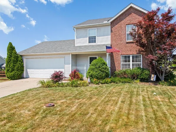 4 Sparrow Ln, Amelia, OH 45102