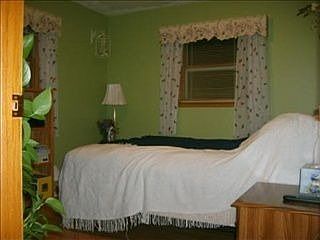 4th image of 1103 Cheryl Ave