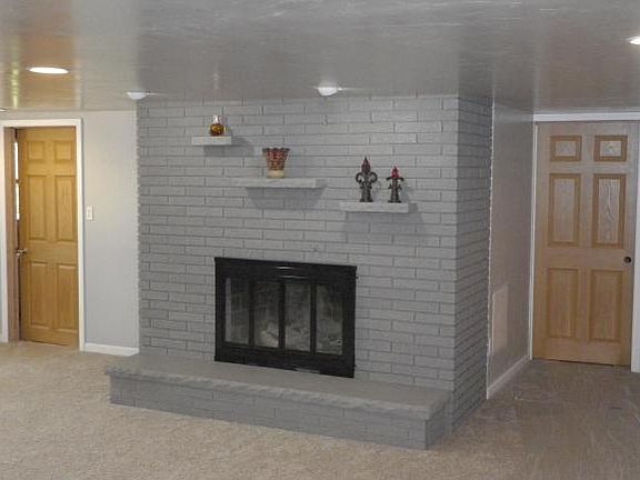 2nd image of 1837 Aspen Ln