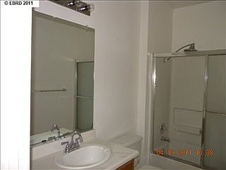 5th image of 73 Schooner Ct
