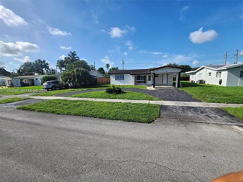 3346 Coolidge St Photo 1