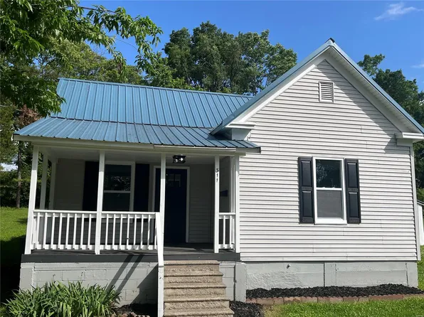 311 Crane St, Park Hills, MO 63601