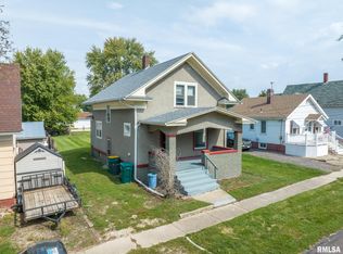 1929 Washington St, Galesburg, IL 61401