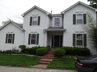 10364 Conway Rd, Saint Louis, MO 63131