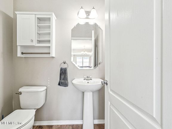 4th image of 6033 BARTRAM VILLAGE Drive