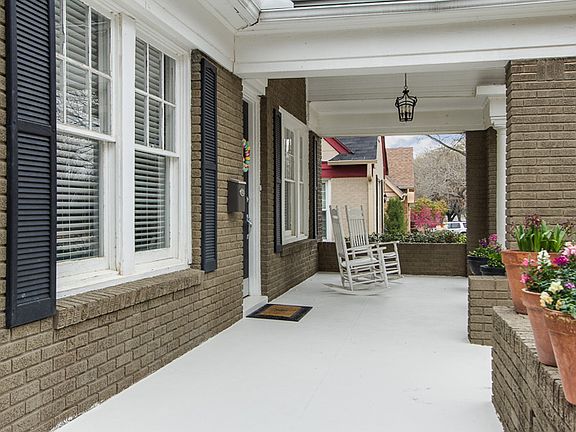 4th image of 2740 Willing Ave