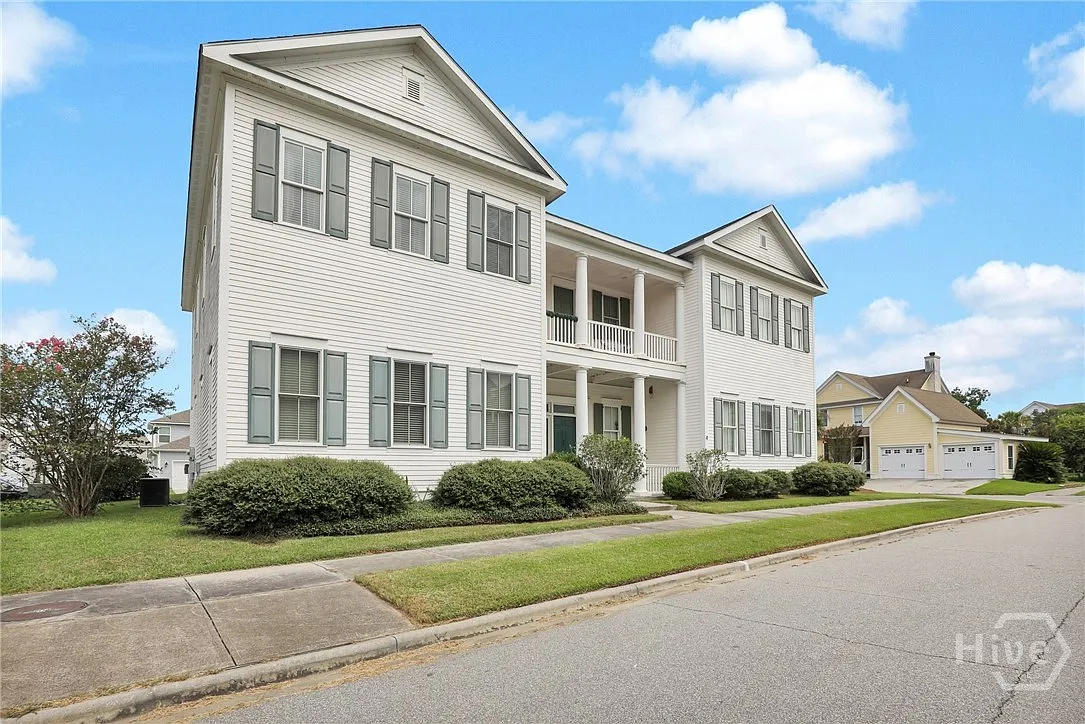 2 bed, 2.0 bath, 1425 sqft, $1,650 — Photo 3