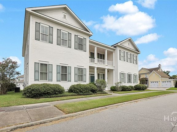 3rd image of 4 Crabapple Cir APT B