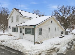 31 Carey Avenue, Hoosick Falls, NY 12090