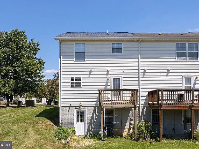 174 Equestrian Dr — Photo 33