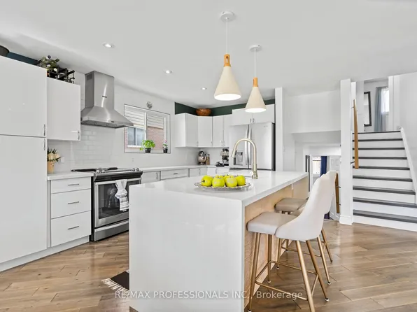 62 Caledon Cres, Brampton, ON L6W 1C5