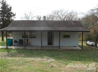 1006 Chestnut St, Bourbon, MO 65441