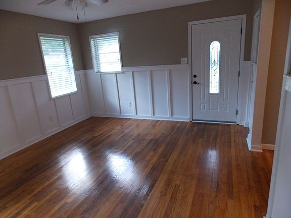 4th image of 327 Gonwood Cir