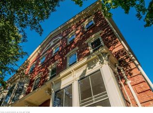 87 Pine St, Portland, ME 04102