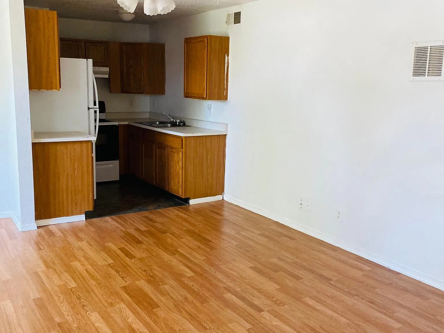 5 Mountain Laurel Rd — Photo 3
